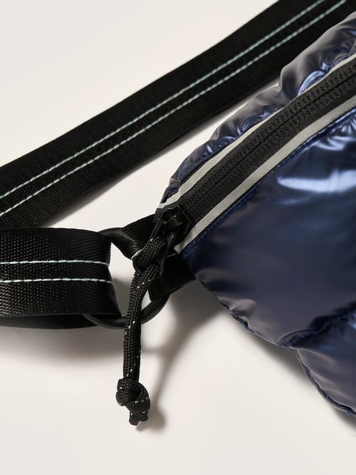 Image of 6- Bolsa Houfty