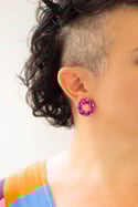 Donut Memphis pequeños fucsia/blanco