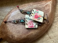 Image 16 of Idyllic Garden earrings/ n 11