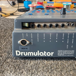 Drumulator 8 Kits + MIDI