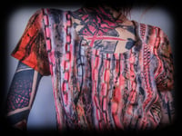 Image 4 of unChaiNeD UV Crop (Large)