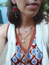 Image 3 of Orechini 'Memento Mori' ricamati