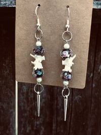 Image 2 of Glass Beads & Vertebrae Earrings
