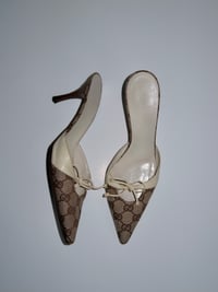 Image 1 of Gucci Pointy Toe Mules - EU 35.5