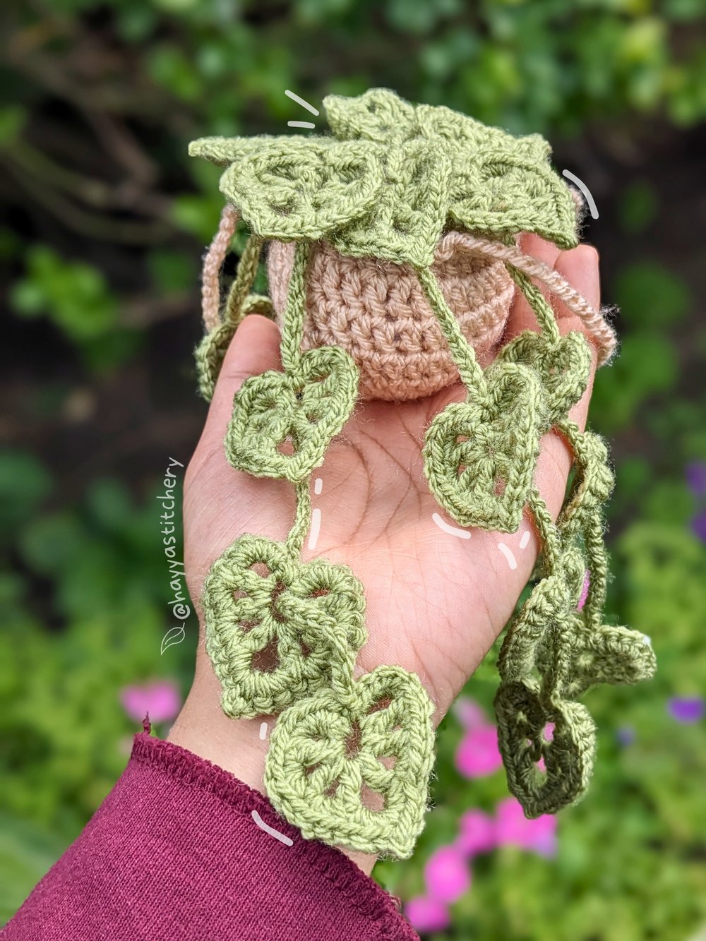 Image of Monstera hanging plant charm