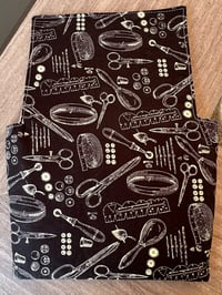 Image 2 of Featherweight Sleeve--black