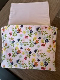 Image 2 of Featherweight Sleeve: floral