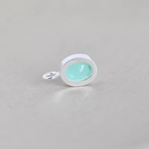 Image of Premium Chrysoprase oval cut silver necklace