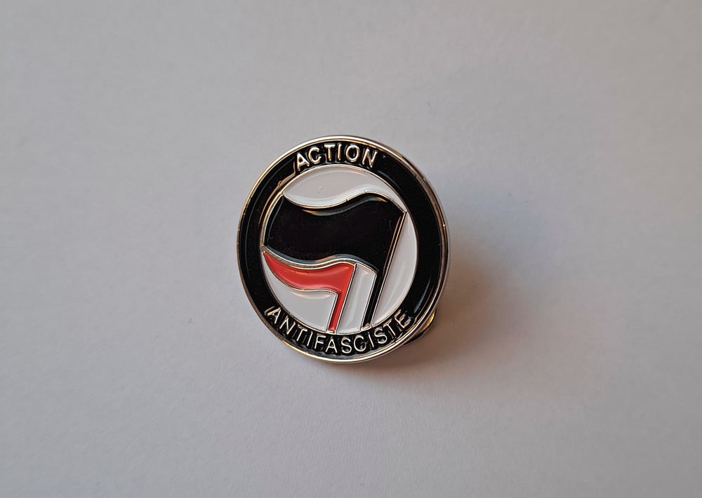 Image of Pin's Action Antifasciste 2.5 cm