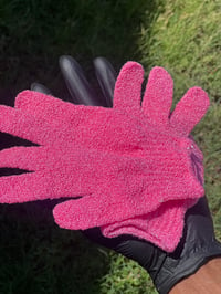 Image 2 of Exfoliating Gloves