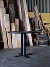 SARTEN ROUND DINING TABLE