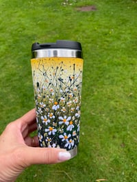 Image 1 of 'Daisy Fields' thermal flask