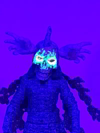 Image 4 of Manos Malditas