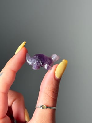 CRYSTAL DINO CARVINGS