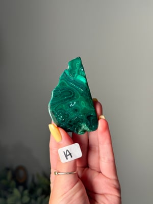 MALACHITE SLABS