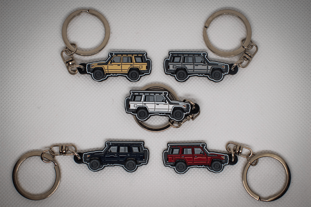 Image of AdventuRing Keychains 76 Series Landcruiser Keyring
