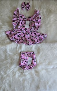 Image 4 of Minnie mouse  outfit 