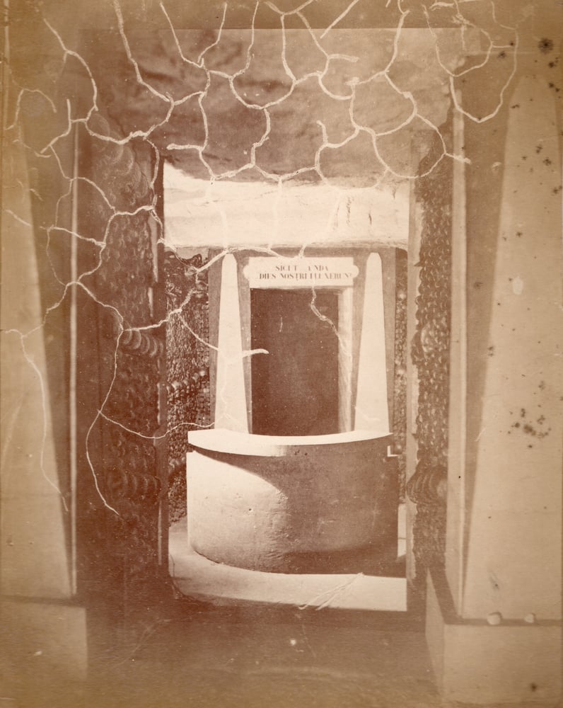 Image of Félix Nadar: Crypt nr. 1 Catacombes de Paris, ca. 1865