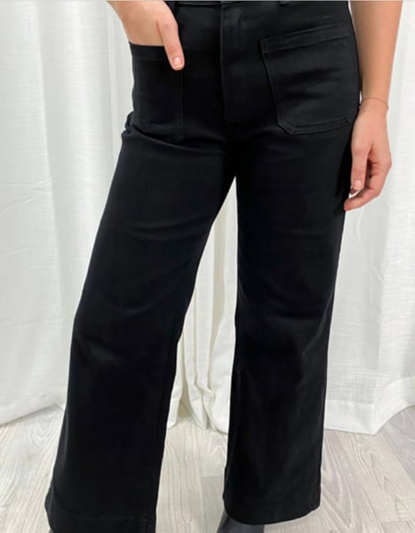 Image of Ellie Front Pocket Jeans - Black