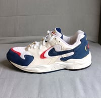 Image 3 of NIKE AIR WINDRUNNER USA TRACK AND FIELD SIZE 8.5US 42EUR 