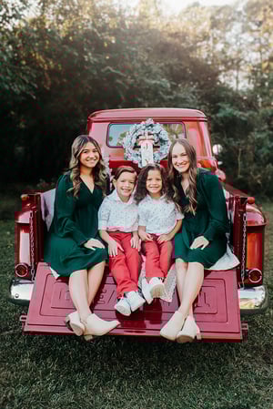 Image of (Saturday 11/15/2025) Vintage Truck Christmas Sessions