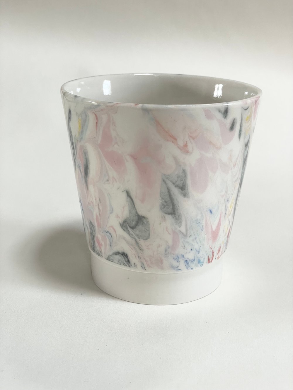 Image of Marbled cup Black/pink