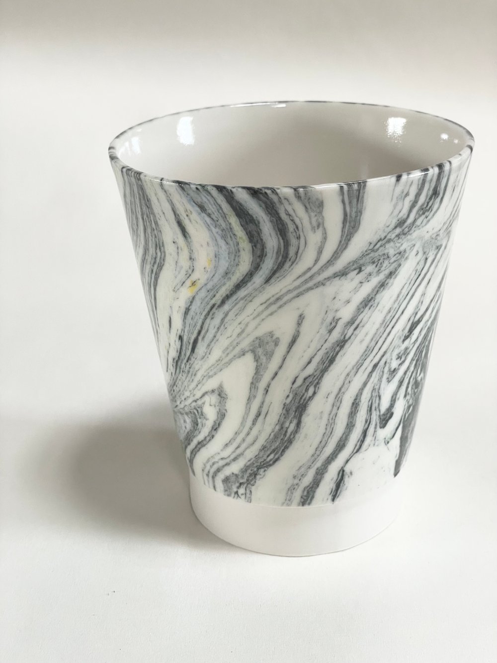 Image of Marbled cup Black 