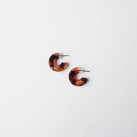 Image 4 of *NEW* Rosa Tortoiseshell Super Mini Hoop Earrings