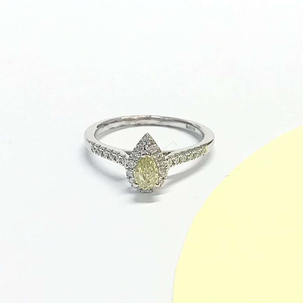 Image of Yellow diamond Pear Halo