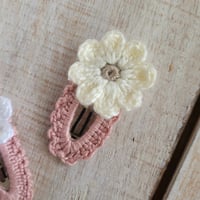 Image 4 of Daisy Crochet Clip 