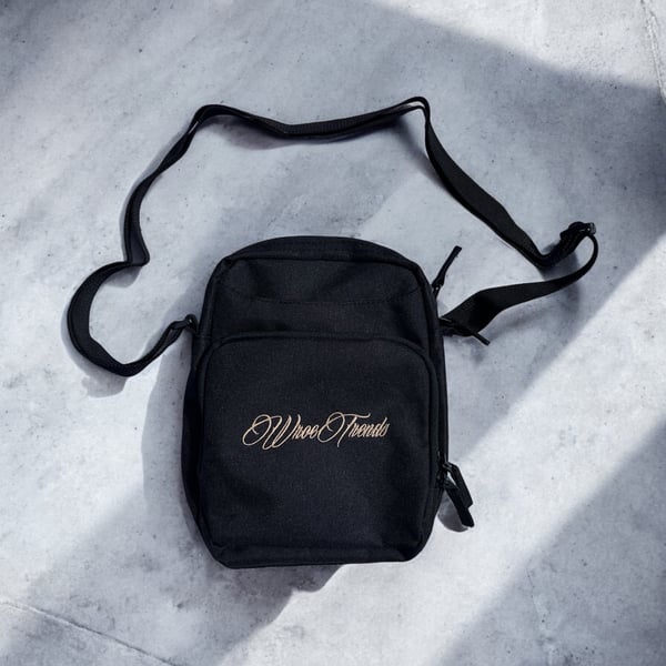 Image of SIGNATURE BODY BAG