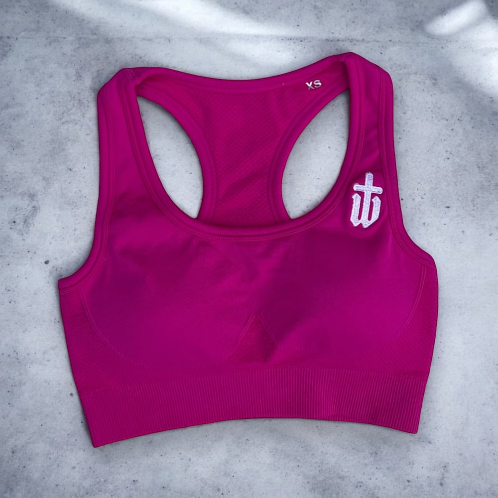 Image of FUCHSIA - SEAMLESS SPORTS BRA