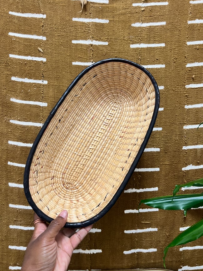 cowrie (oval) basket