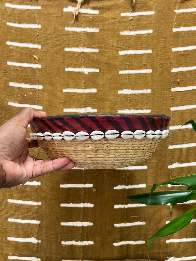 cowrie (circle) basket