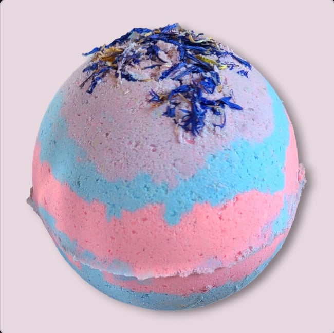 Berry Bliss Botanical Bath Bomb 7oz