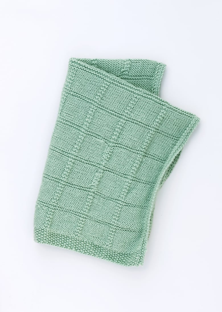 Image of Green Knitted Cot Blanket