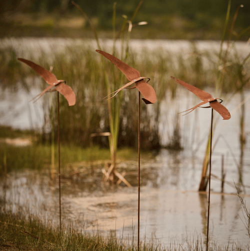 Image of Rusted Swallow Stake 