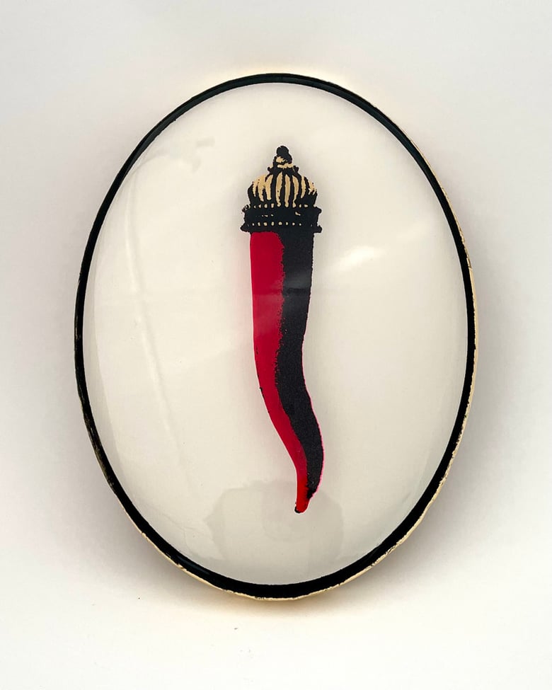 Image of Cornicello Oval White/Red/Black