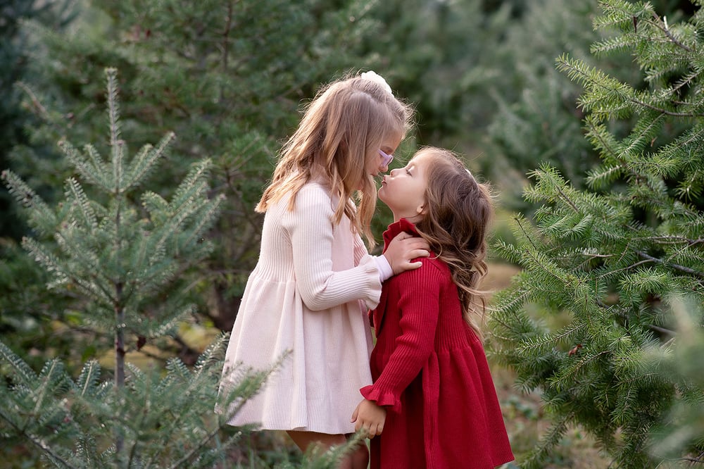 Image of Sunday, November 5th | Tree Farm Mini Session