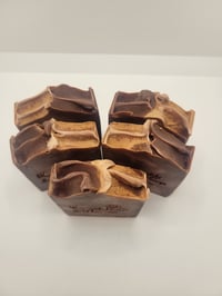 Image 2 of Vanilla & Sandalwood