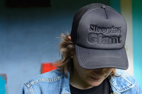 Image of The Sleeping Giant Store Embroidered Trucker Hat Blk/Blk