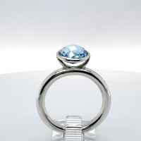 Image 1 of Bague topaze globe