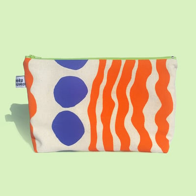 Image of AT THE BEACH POUCH - ORANGE 