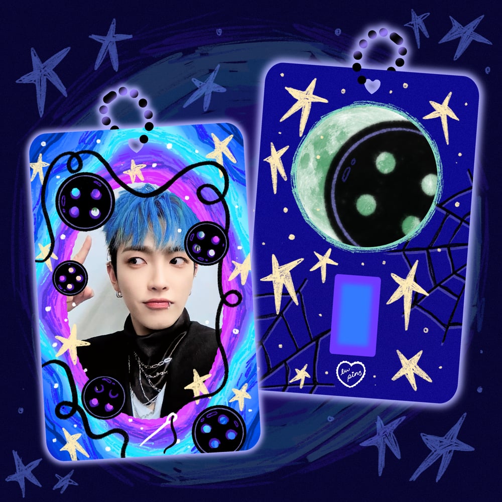 Coraline Button Acrylic Photocard Holder