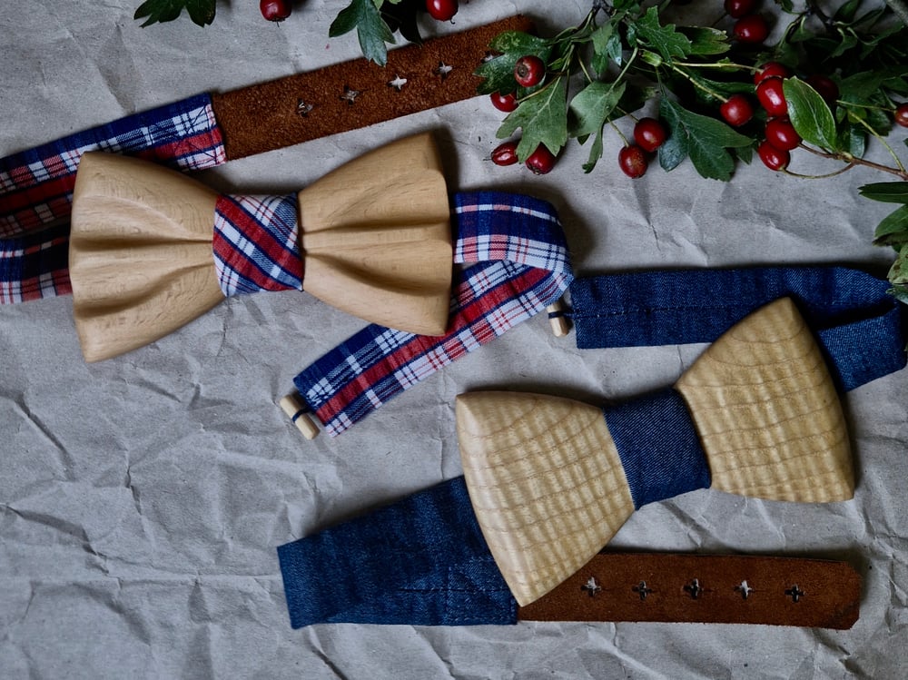 Image of Wooden Bowties