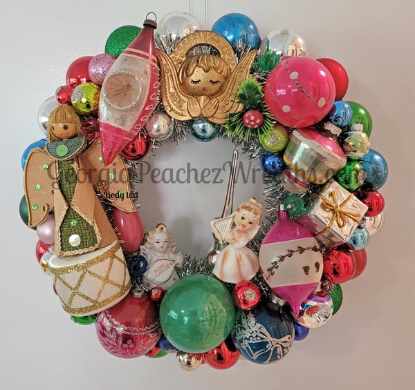 Image of Vintage Shiny & Brite Christmas Ornament Wreath #2401 - 14" diameter