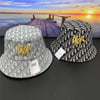 D bucket hat
