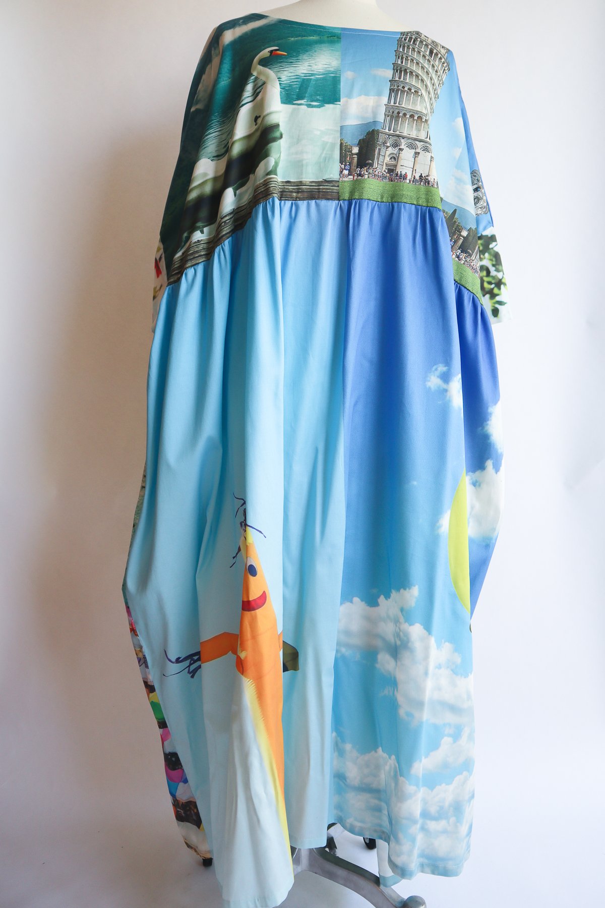 Image of SAMPLE SALE - Swan Picnic Dress