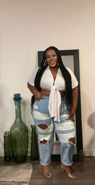 Image of 3PACK PLUS SIZE HIGH WAIST BLEACHED MOM JEANS