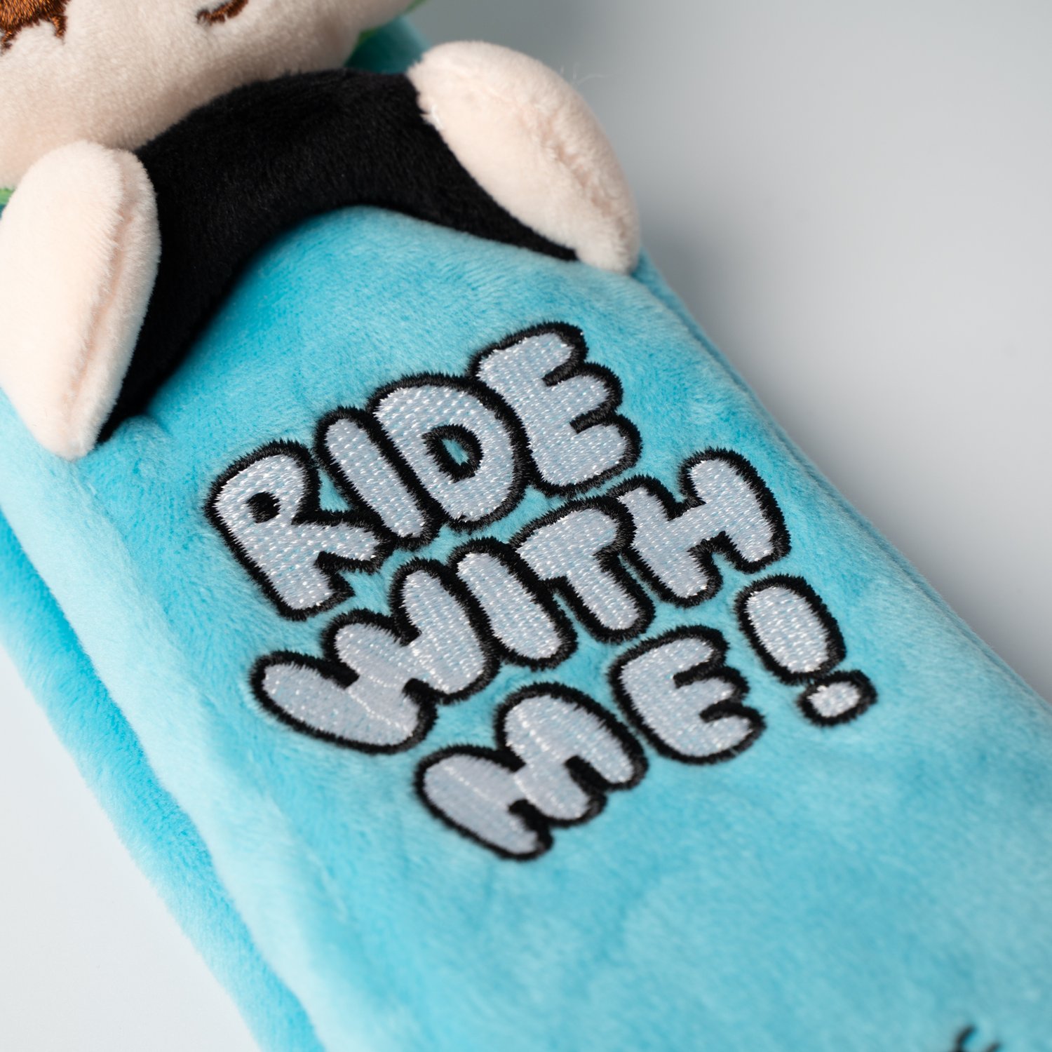 Image of GREENIE & ELFIE PLUSH SEATBELT COVER SET